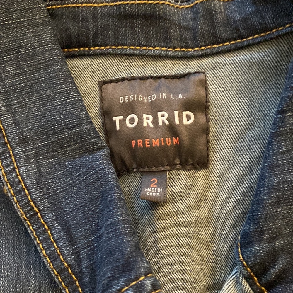 Torrid jean jacket - Picture 2 of 5
